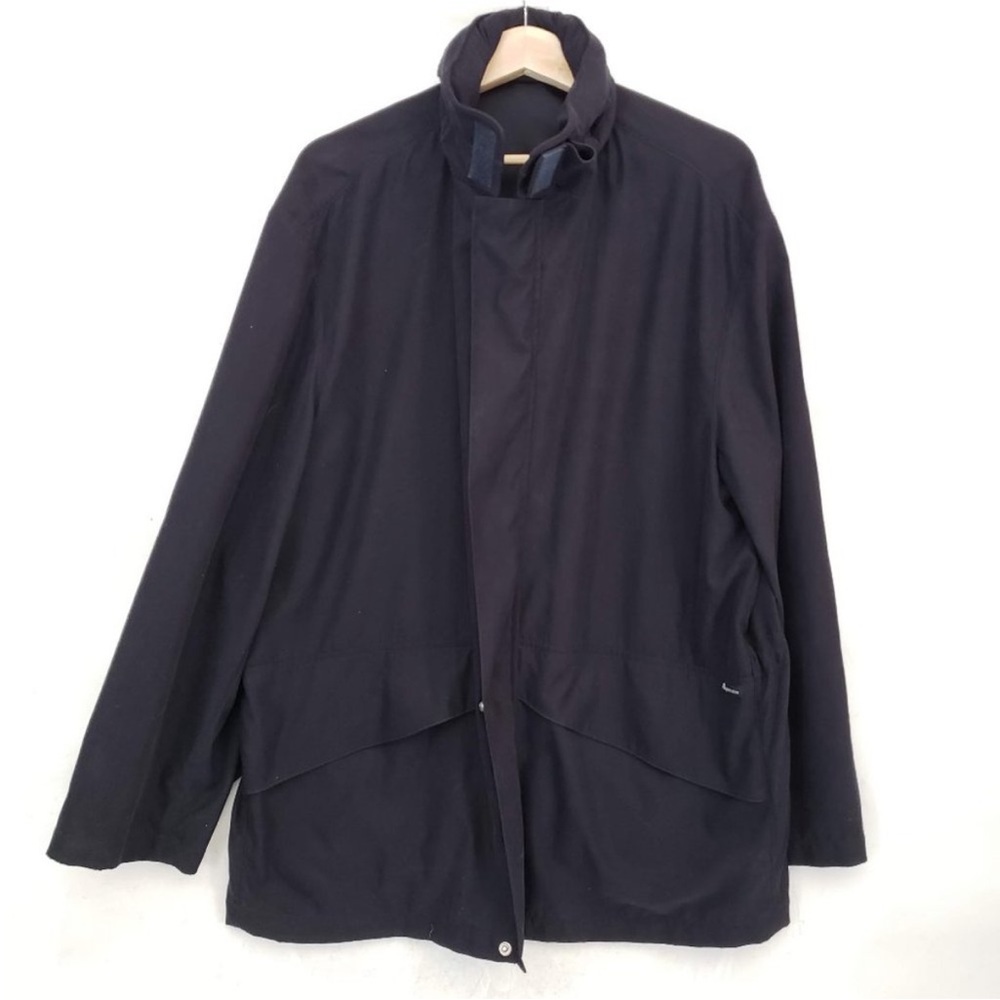 Rare Casuals Aquascutum London Raincoat w retractable hood